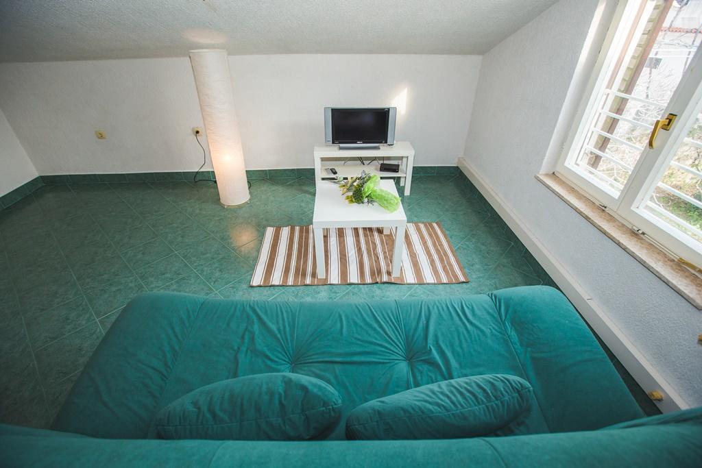 Renata Apartment Banjol